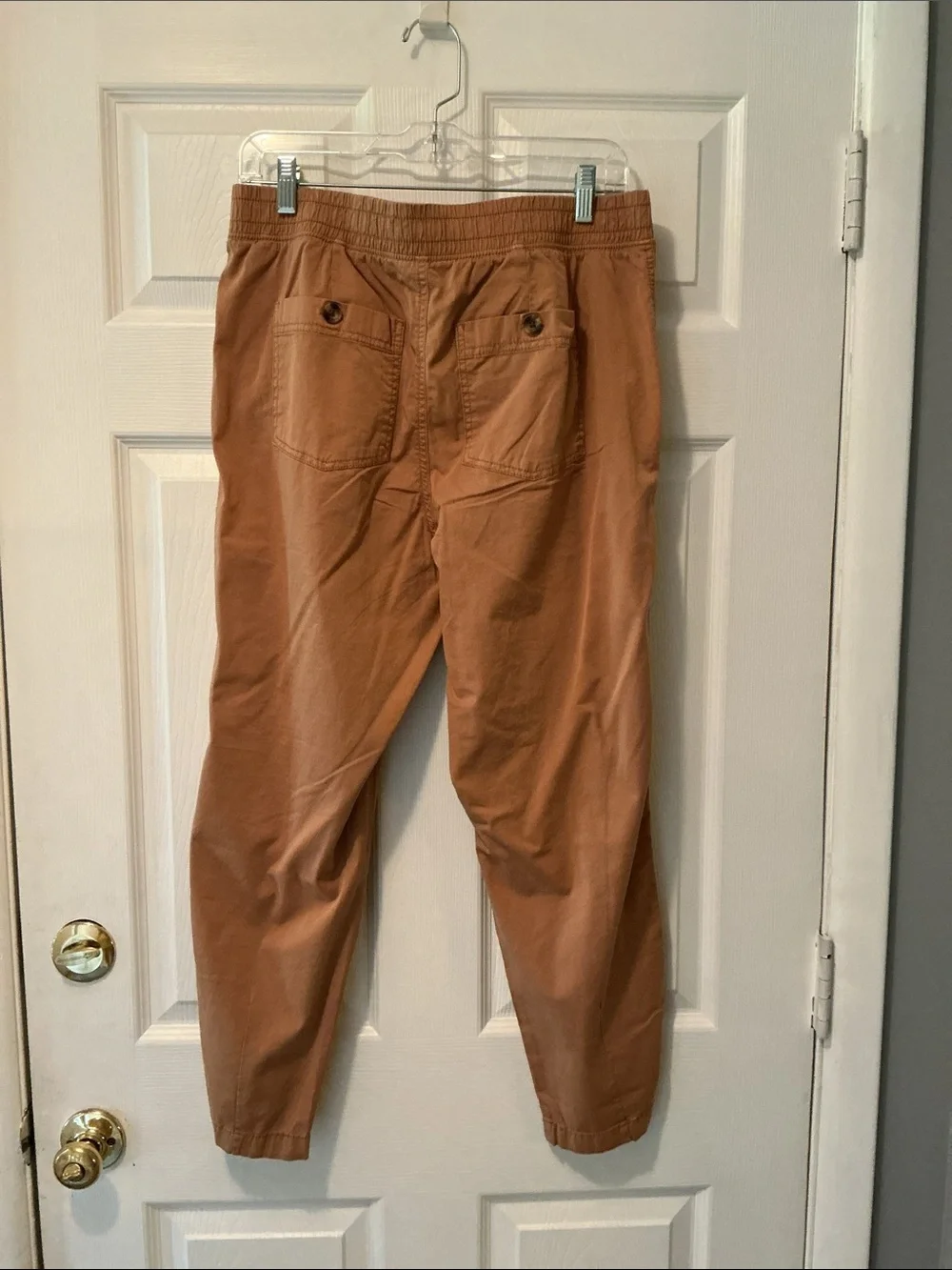 Sonoma Women’s Casual Tapered Pants in Tan